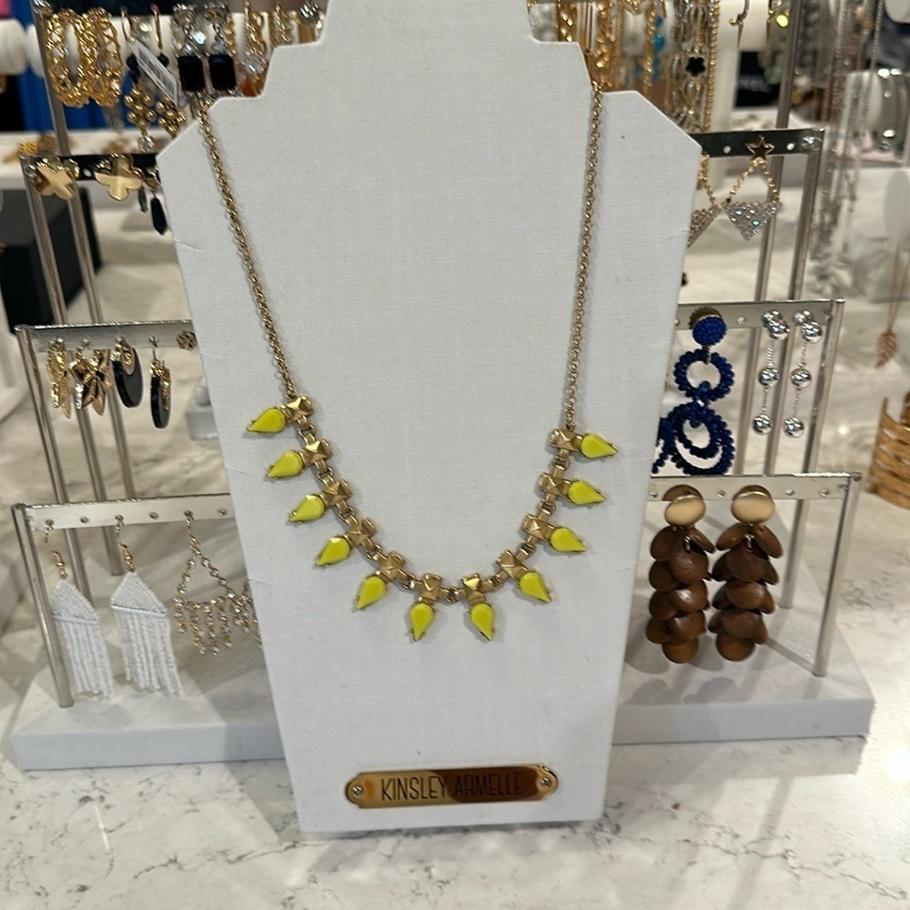 J Crew yellow pear in goldtone costume necklace